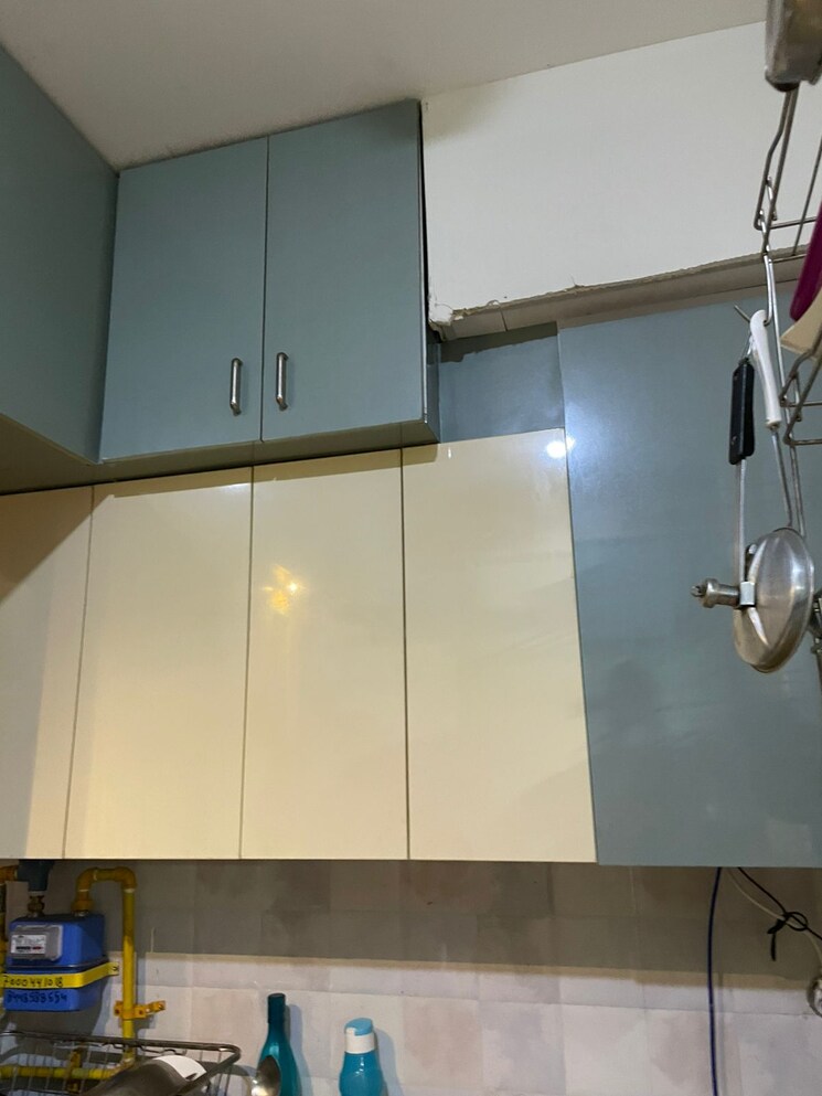 undefined, nh 24 3 Bedroom 2000 Sq.Ft. Apartment In Nh 24 Ghaziabad 9812101