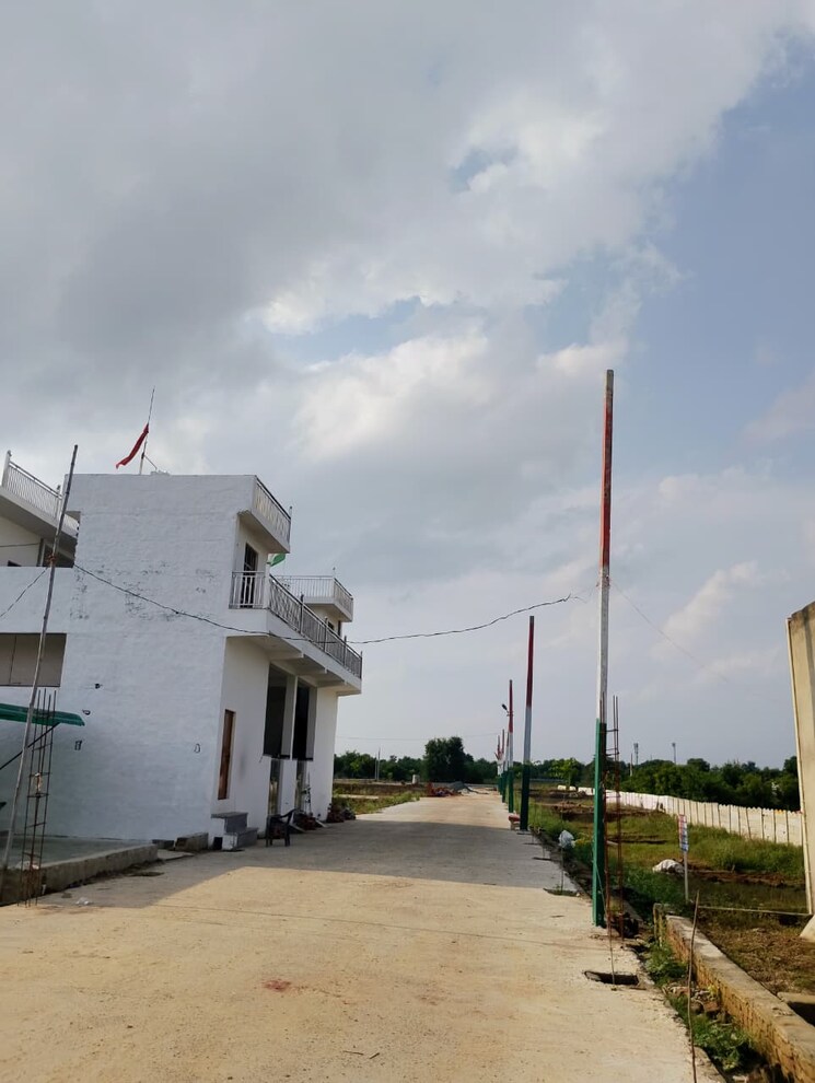 Exterior View, tilapta  100 Sq.Yd. Plot In Tilapta Greater Noida 9811851