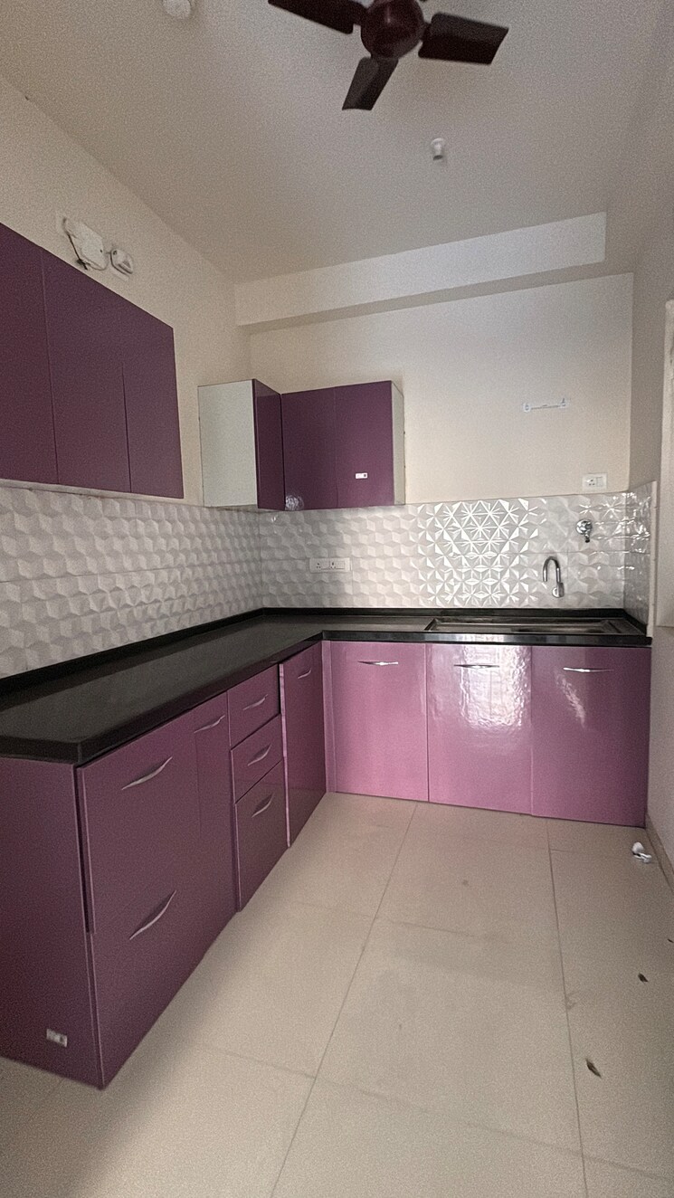 Kitchen, godrej-hillside-2 3 Bedroom 850 Sq.Ft. Apartment In Mahalunge Pune 9811878