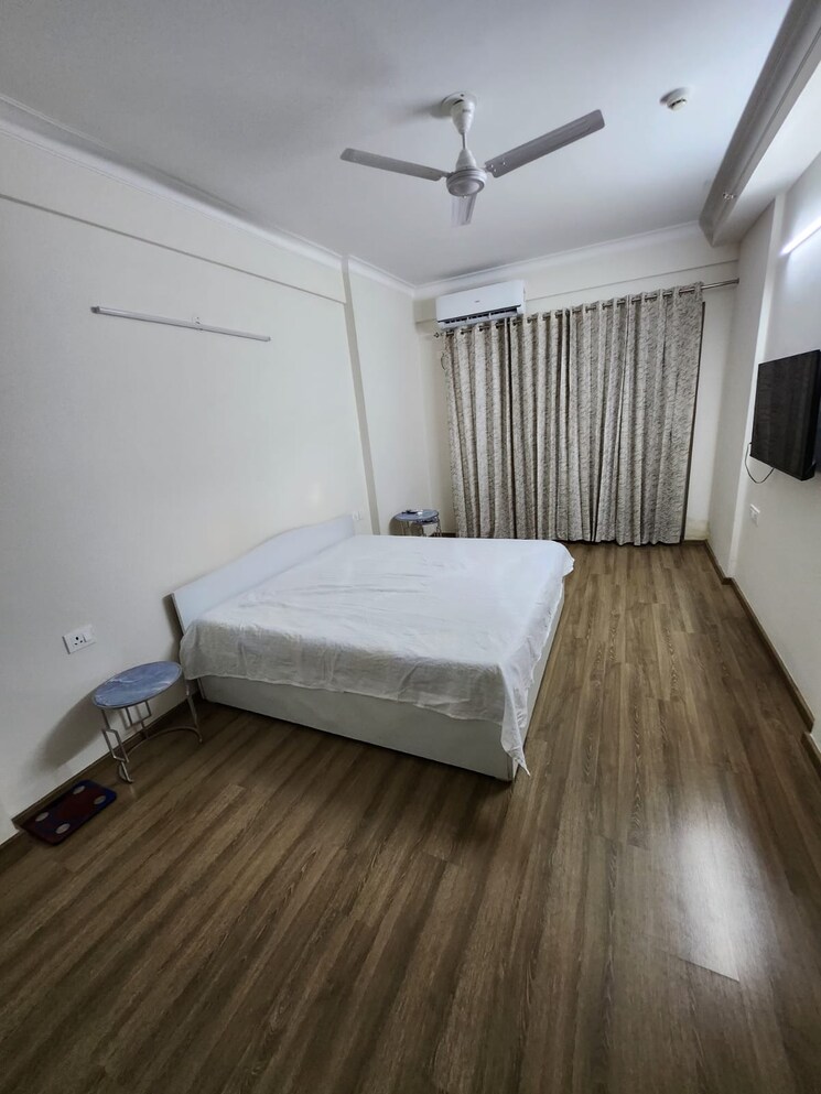 Bedroom, pareena-micasa 3 Bedroom 1999 Sq.Ft. Apartment In Sector 68 Gurgaon 9811926