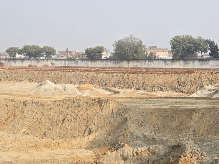undefined, dadri  100 Sq.Yd. Plot In Dadri Greater Noida 9811920