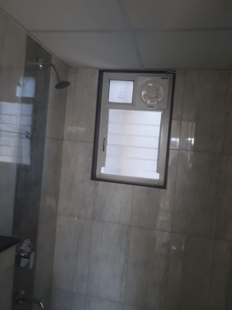 Bathroom, kolte-patil-r10 2 Bedroom 630 Sq.Ft. Apartment In Hinjewadi Pune 9811940