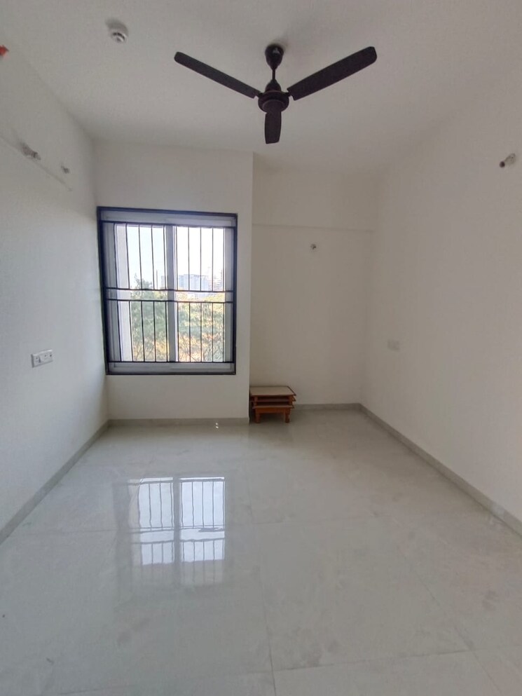 Room, kohinoor-shangrila 2 Bedroom 900 Sq.Ft. Apartment In Pimpri Pune 9811977