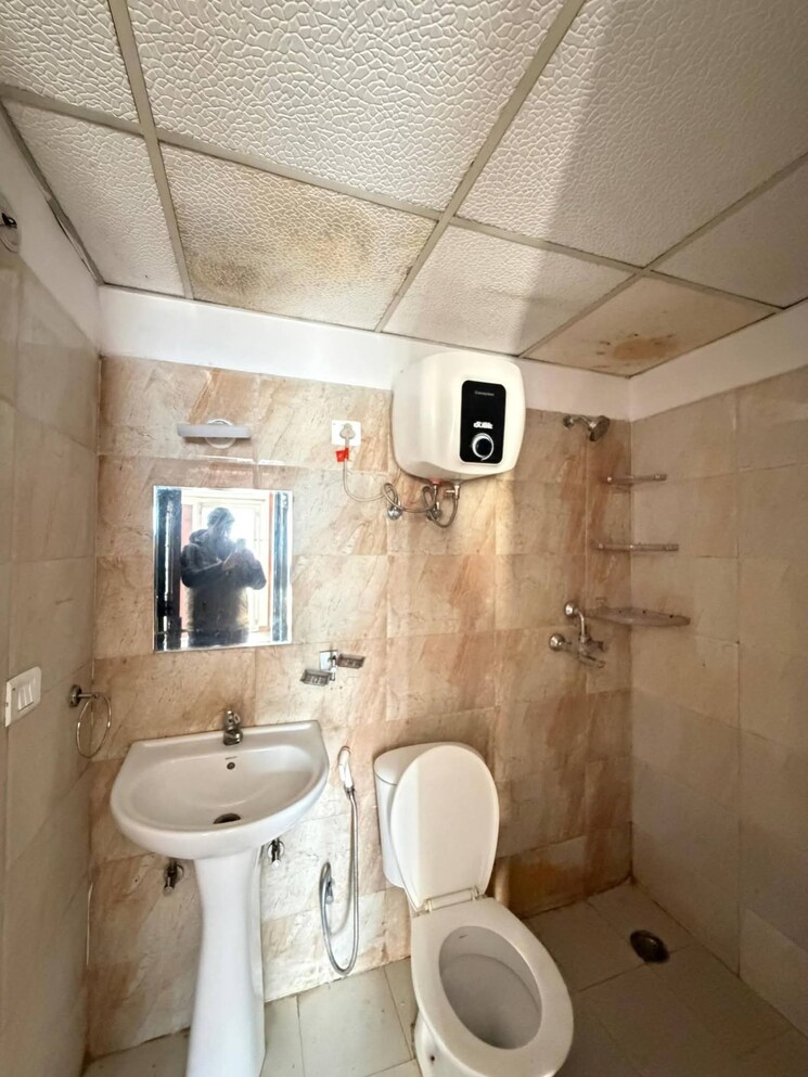 Other, ajnara-homes 2 Bedroom 1060 Sq.Ft. Apartment In Sector 16b Greater Noida Greater Noida 9812050