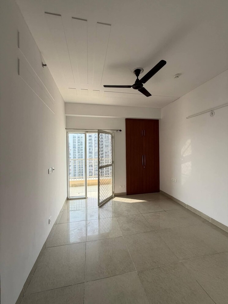 Room, ajnara-homes 2 Bedroom 1060 Sq.Ft. Apartment In Sector 16b Greater Noida Greater Noida 9812050