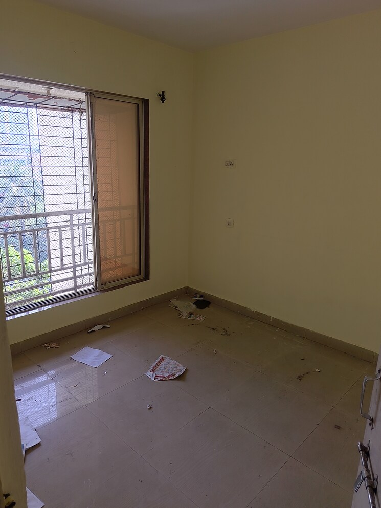 Room, kishor-park 2 Bedroom 785 Sq.Ft. Apartment In Kalwa Thane 9812055