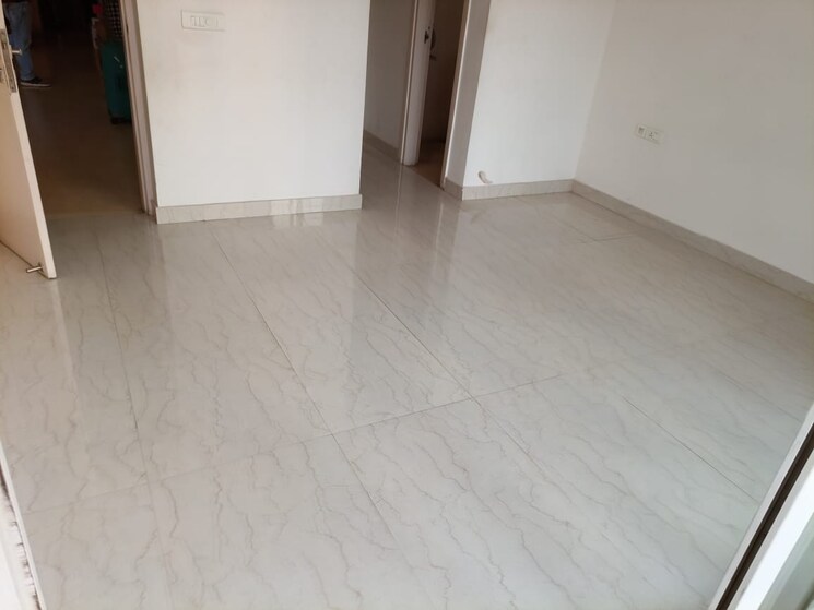 Room, emaar-the-palm-drive-palm-studios 3 Bedroom 2000 Sq.Ft. Apartment In Sector 66 Gurgaon 9812103