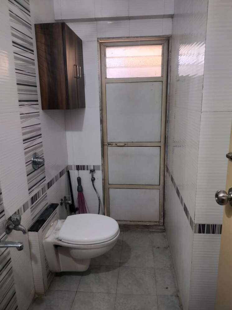 Bathroom, cosmos-angel 2 Bedroom 666 Sq.Ft. Apartment In Thane West Thane 9812119