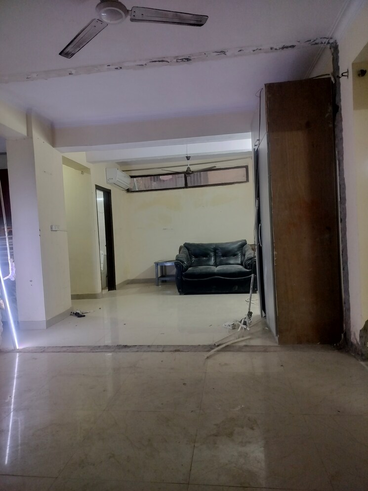 Room, vasant kunj 2 Bedroom 1250 Sq.Ft. Apartment In Vasant Kunj Delhi 9812177