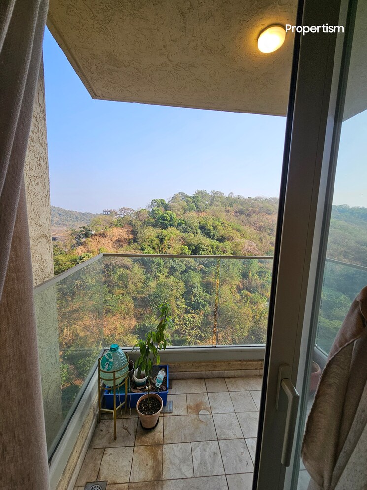 Balcony, hiranandani-castle-rock 2 Bedroom 750 Sq.Ft. Apartment In Powai Mumbai 9812222