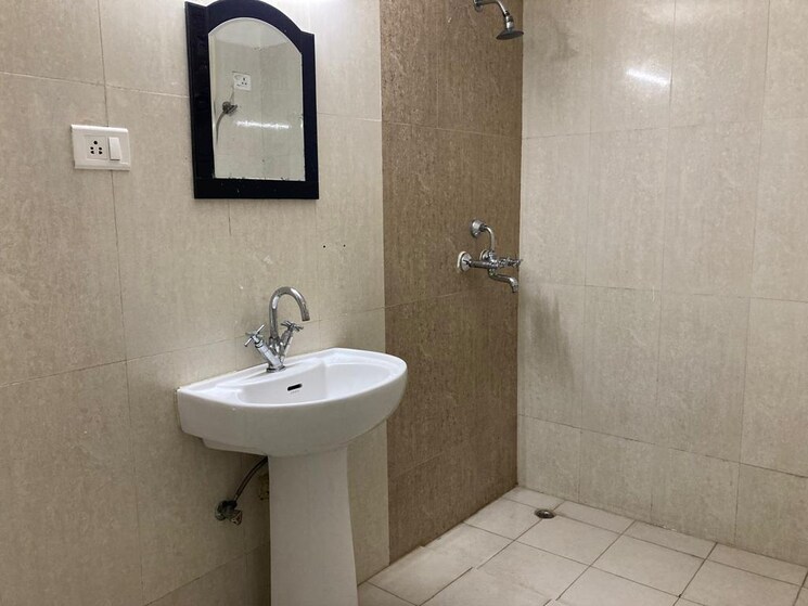 Bathroom, tulip-mall 2 Bedroom 1450 Sq.Ft. Builder Floor In Sector 46 Noida 9812308