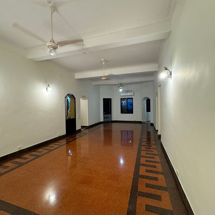 undefined, tardeo 4 Bedroom 3000 Sq.Ft. Apartment In Tardeo Mumbai 9812321