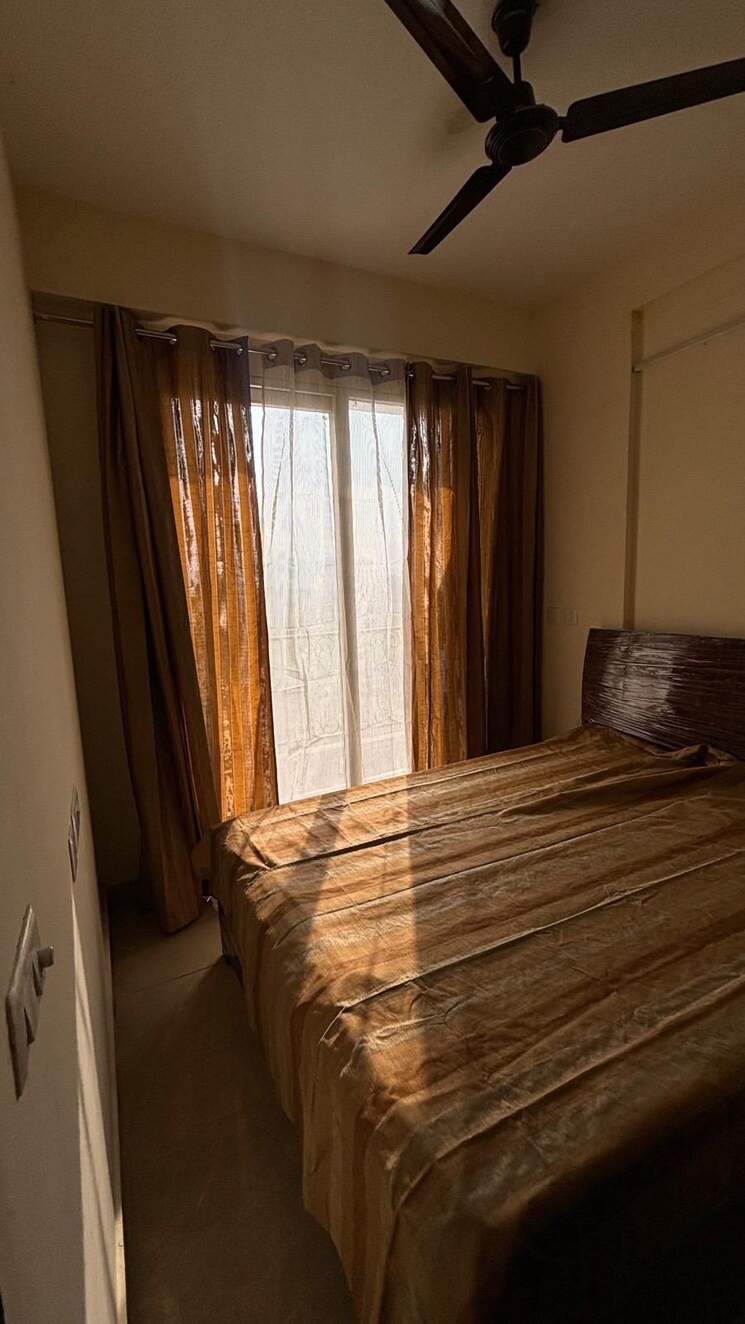 Bedroom, signature-global-park 2 Bedroom 845 Sq.Ft. Apartment In Sohna Sector 36 Gurgaon 9812360