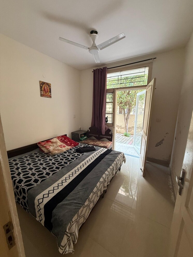 Bedroom, ansal-api-luxury-floors 3 Bedroom 1500 Sq.Ft. Builder Floor In KharaR Banur Road Chandigarh 9812378