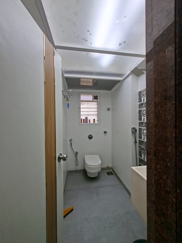 Bathroom, neel-tower 3 Bedroom 1100 Sq.Ft. Apartment In Borivali West Mumbai 9812433