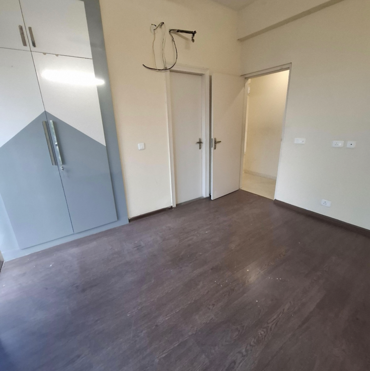 Room, paras-dews 3 Bedroom 1760 Sq.Ft. Apartment In Panwala Khusropur Gurgaon 9812441