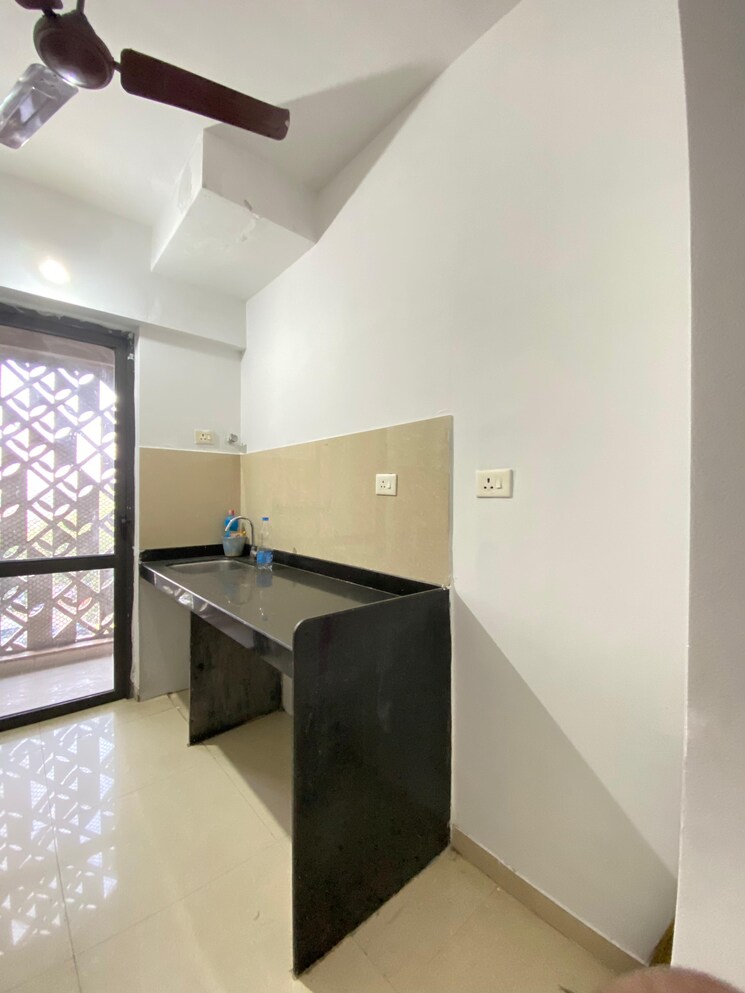 Kitchen, lodha-palava-city-lakeshore-greens 2 Bedroom 734 Sq.Ft. Apartment In Dombivli East Thane 9812510