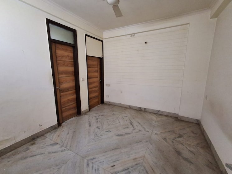 Room, dera mandi 3 Bedroom 1400 Sq.Ft. Apartment In Dera Mandi Delhi 9812530