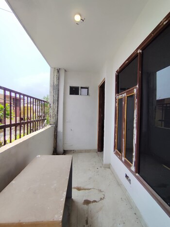 3 BHK Builder Floor for Sale in Chattarpur, Delhi