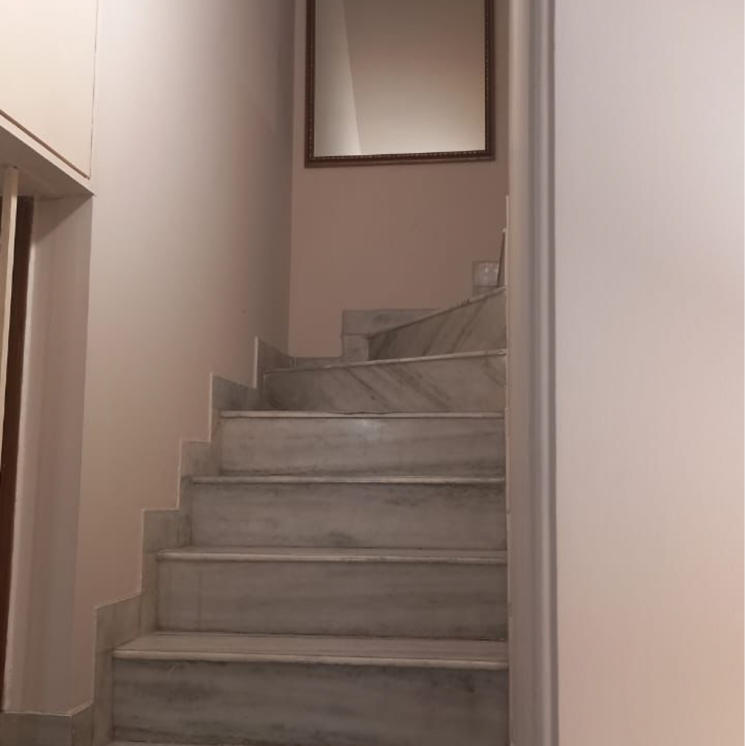 Bathroom, defence colony 3 Bedroom 325 Sq.Yd. Builder Floor In Defence Colony Delhi 9812607