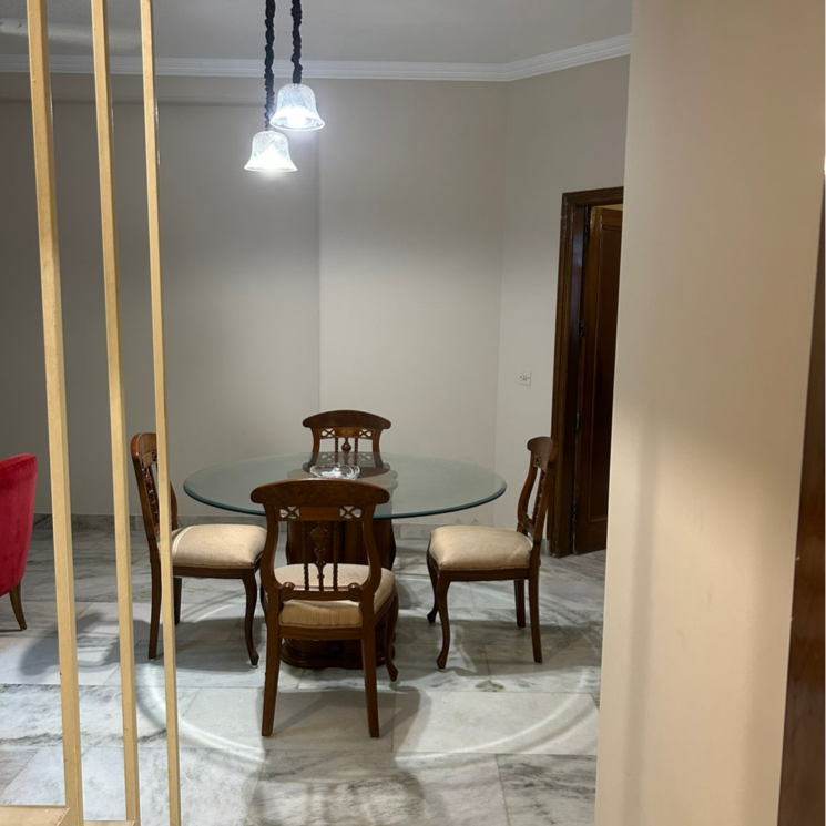 Living Room, defence colony 3 Bedroom 325 Sq.Yd. Builder Floor In Defence Colony Delhi 9812607