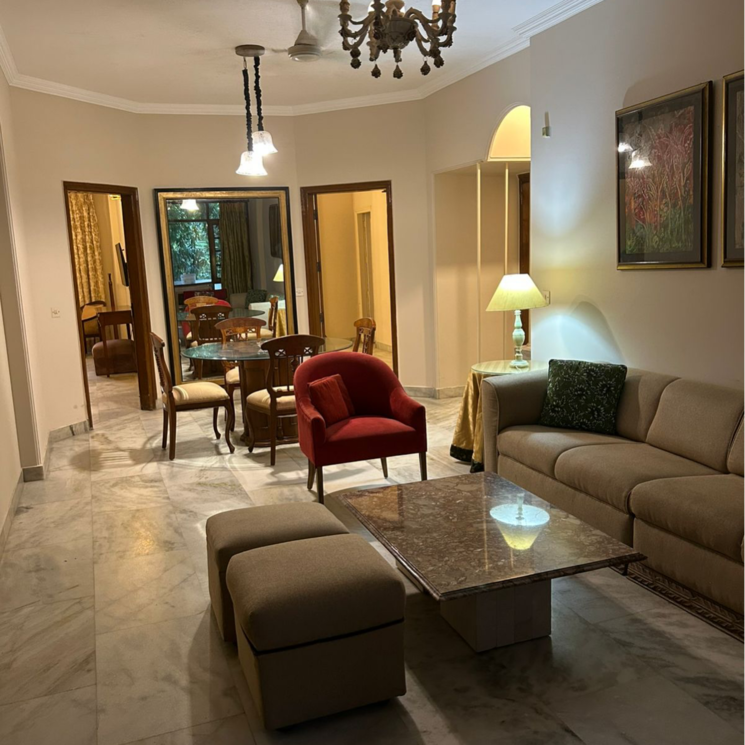 Cover Image, defence colony 3 Bedroom 325 Sq.Yd. Builder Floor In Defence Colony Delhi 9812607