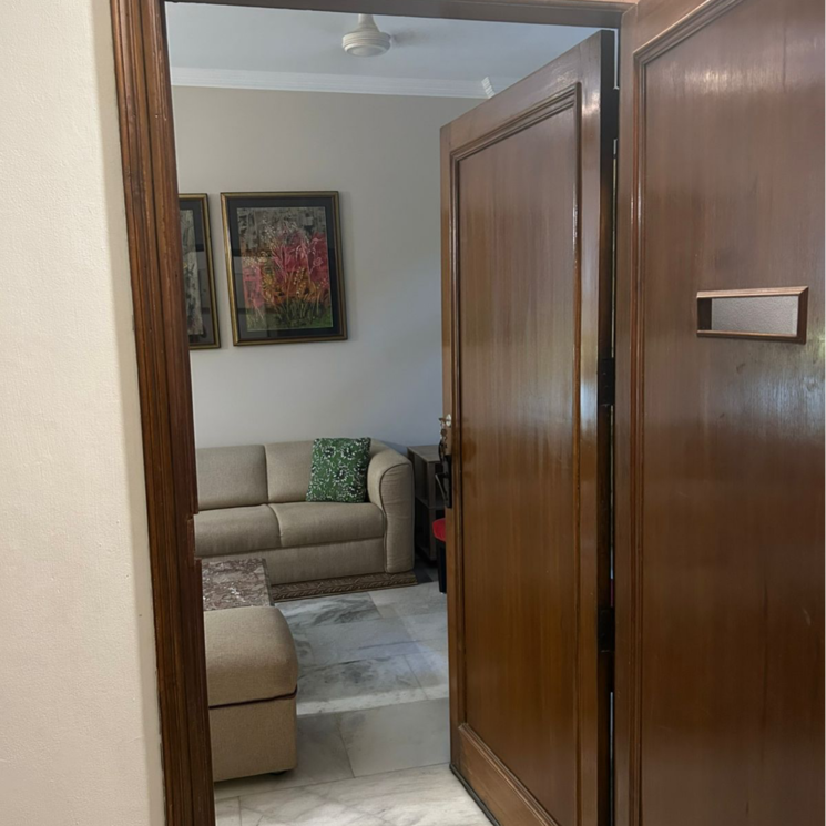 Bathroom, defence colony 3 Bedroom 325 Sq.Yd. Builder Floor In Defence Colony Delhi 9812607