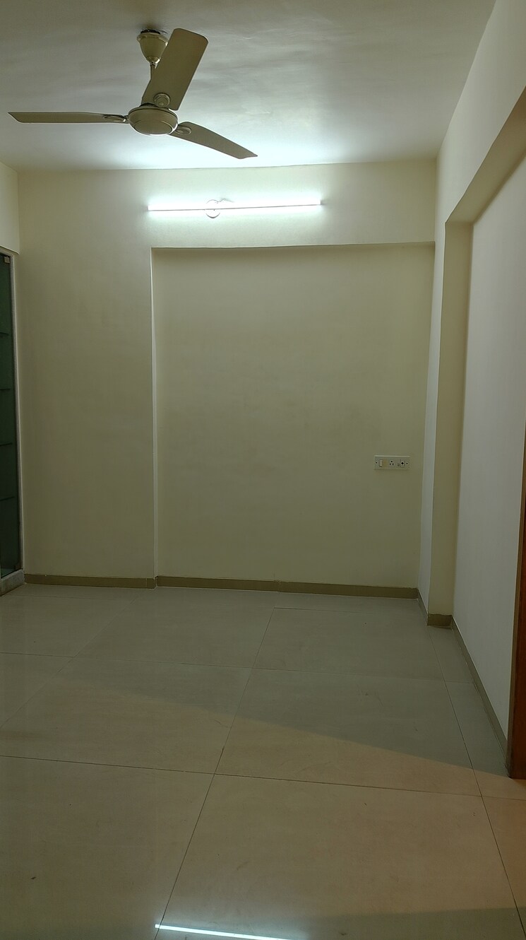 Room, dosti-blossom 3 Bedroom 1245 Sq.Ft. Apartment In Wadala East Mumbai 9812609