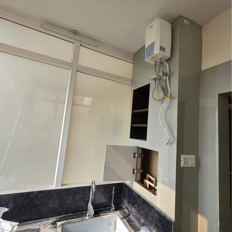 Kitchen, divyansh-orion-homes 4 Bedroom 2455 Sq.Ft. Apartment In Mahurali Ghaziabad 9812715