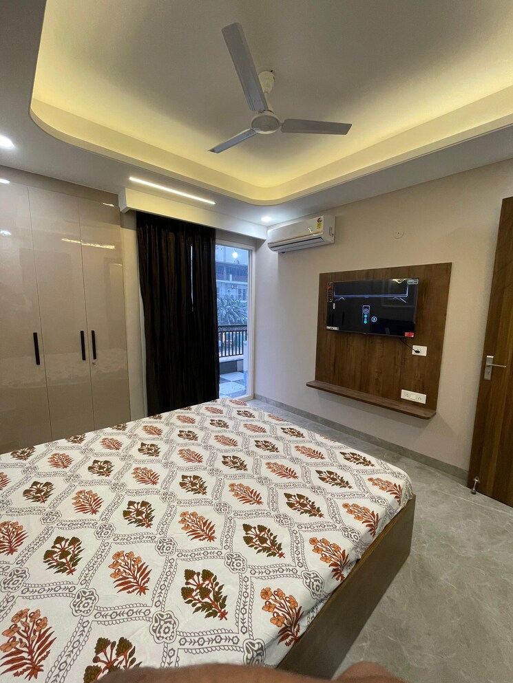 Bedroom, hong-kong-bazaar 2 Bedroom 1250 Sq.Ft. Builder Floor In Sector 57 Gurgaon 9812778