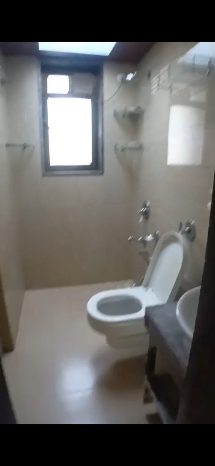 Bathroom, kabra-christina 3 Bedroom 1400 Sq.Ft. Apartment In Goregaon West Mumbai 9812785