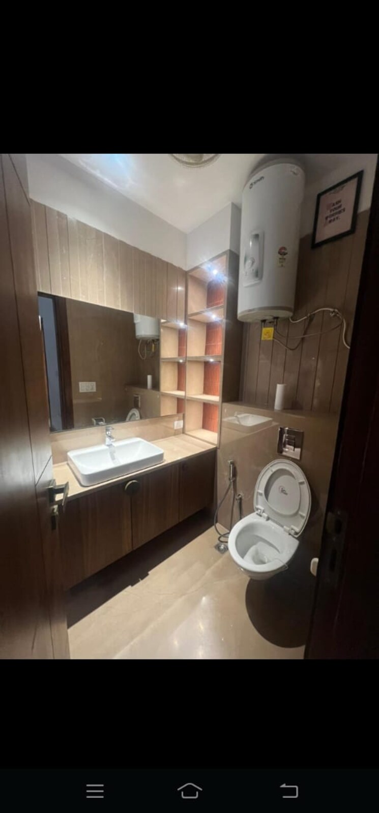 Bathroom, kailash colony 4 Bedroom 311 Sq.Yd. Builder Floor In Kailash Colony Delhi 9812808