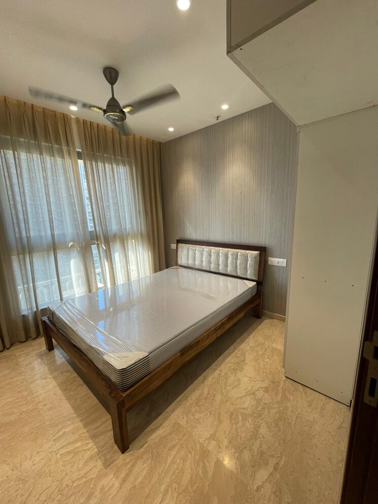 Living Room, hiranandani-castle-rock 2 Bedroom 629 Sq.Ft. Apartment In Powai Mumbai 9812840