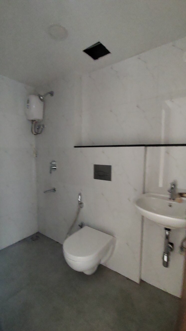 Cover Image, indiabulls-one-indiabulls 3 Bedroom 1760 Sq.Ft. Apartment In Pokhran Road No Two Thane 9812861