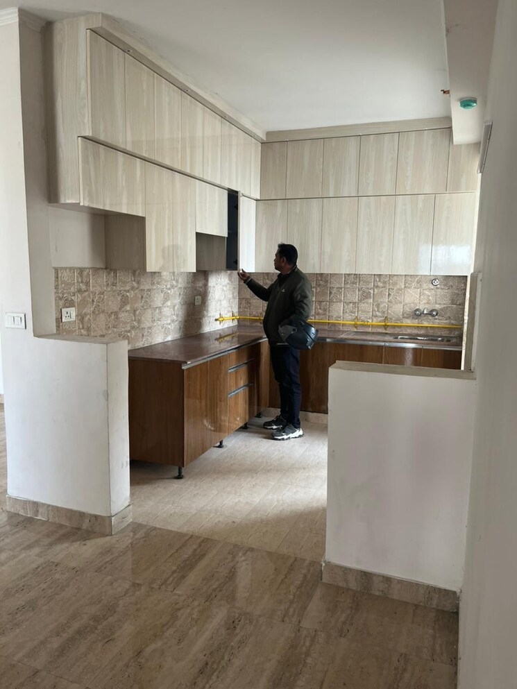 Bathroom, galaxy-north-avenue-ll 2 Bedroom 925 Sq.Ft. Apartment In Gaur City 2 Greater Noida 9812866