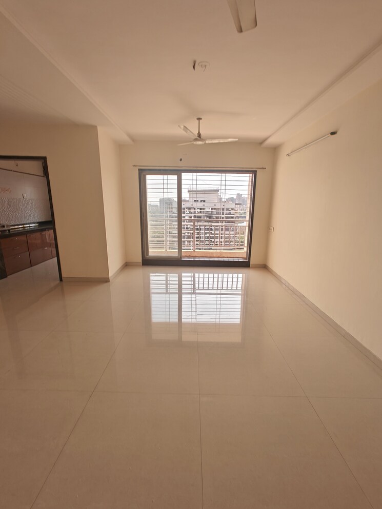 Room, rattan-icon 3 Bedroom 1665 Sq.Ft. Apartment In Seawoods Sector 50 Navi Mumbai 9812945