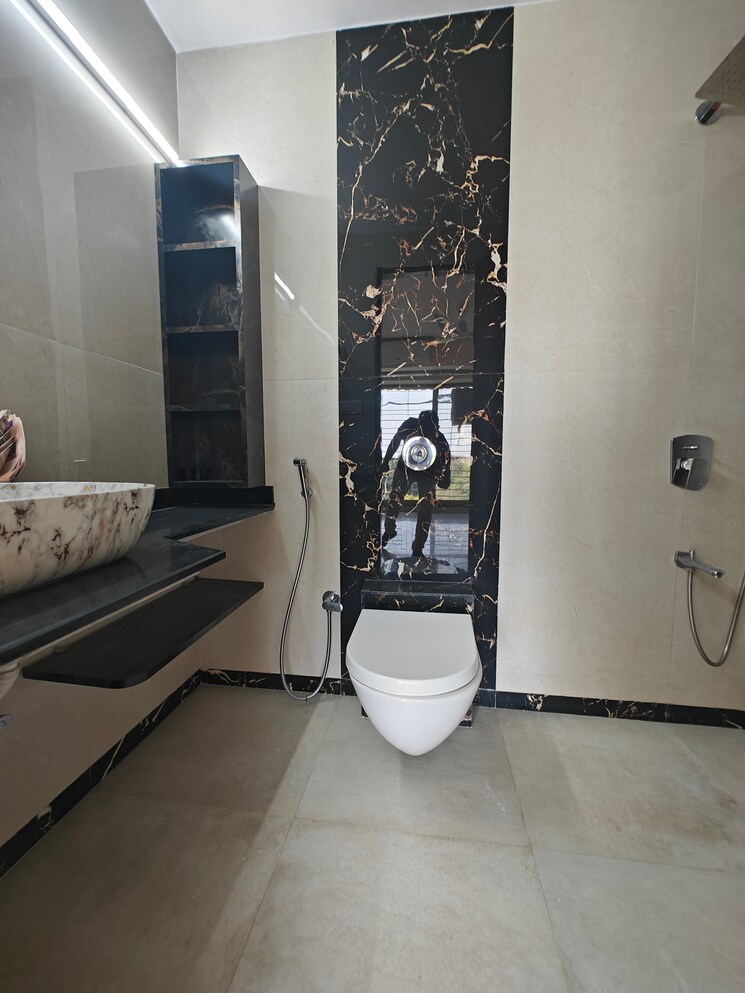 Bathroom, rattan-icon 3 Bedroom 1665 Sq.Ft. Apartment In Seawoods Sector 50 Navi Mumbai 9812945
