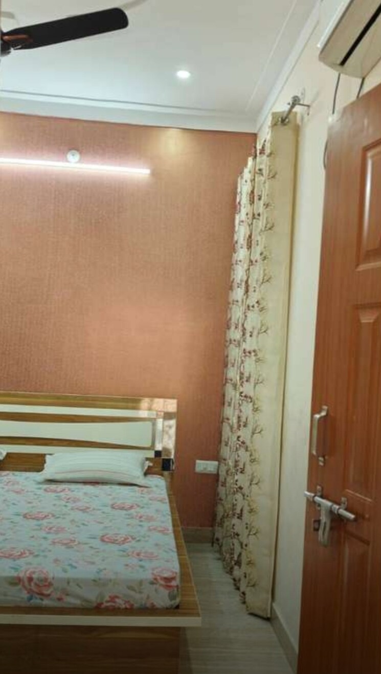 Bedroom, hazratganj 3 Bedroom 1650 Sq.Ft. Apartment In Hazratganj Lucknow 9812946