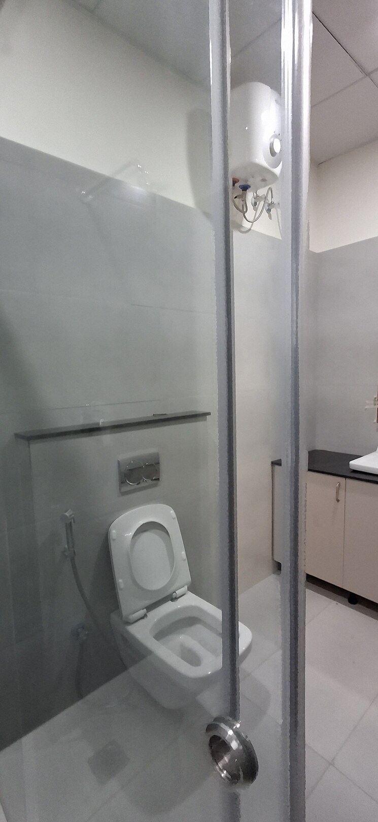 Bathroom, rajapushpa-green-dale 4 Bedroom 4011 Sq.Ft. Villa In Tellapur Hyderabad 9812947