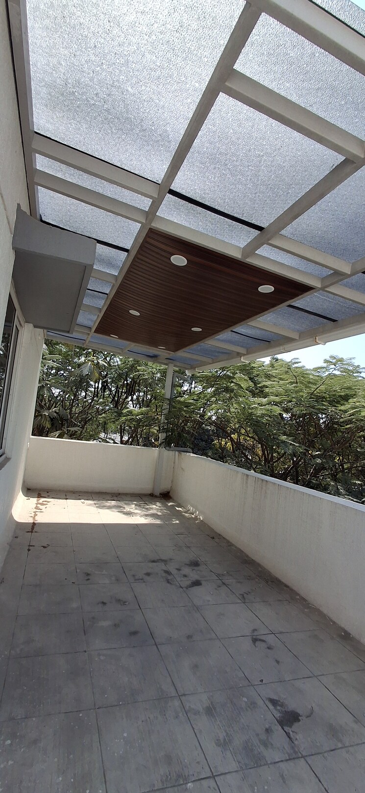 Balcony, rajapushpa-green-dale 4 Bedroom 4011 Sq.Ft. Villa In Tellapur Hyderabad 9812947