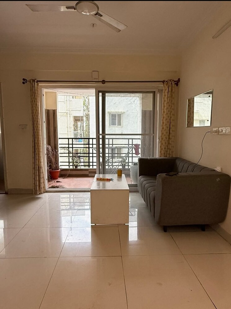 Living Room, gomti nagar 2 Bedroom 1500 Sq.Ft. Apartment In Gomti Nagar Lucknow 9812965