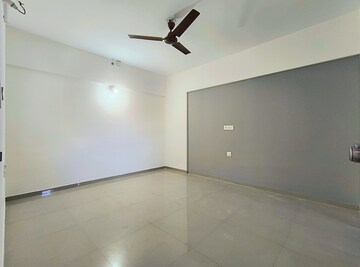 Room in 2 BHK Apartment at Konark Virtue, Keshav Nagar – for Rent