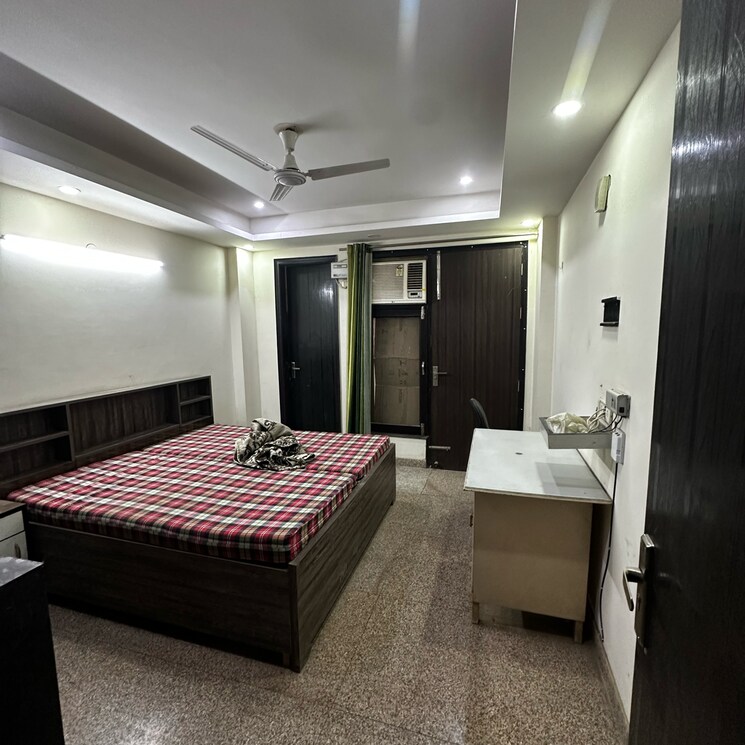 Bedroom, sector 43 2 Bedroom 1800 Sq.Ft. Builder Floor In Sector 43 Gurgaon 9813000