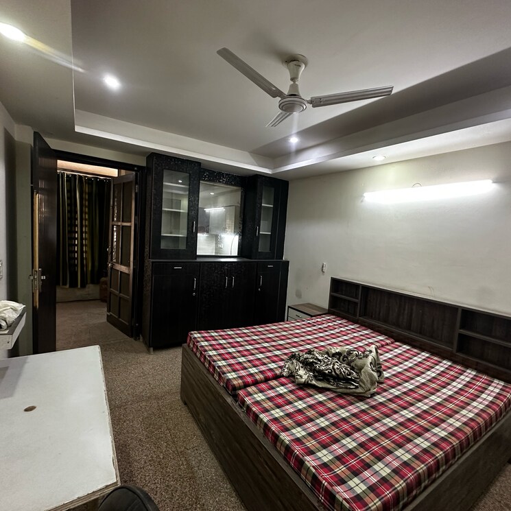 Bedroom, sector 43 2 Bedroom 1800 Sq.Ft. Builder Floor In Sector 43 Gurgaon 9813000