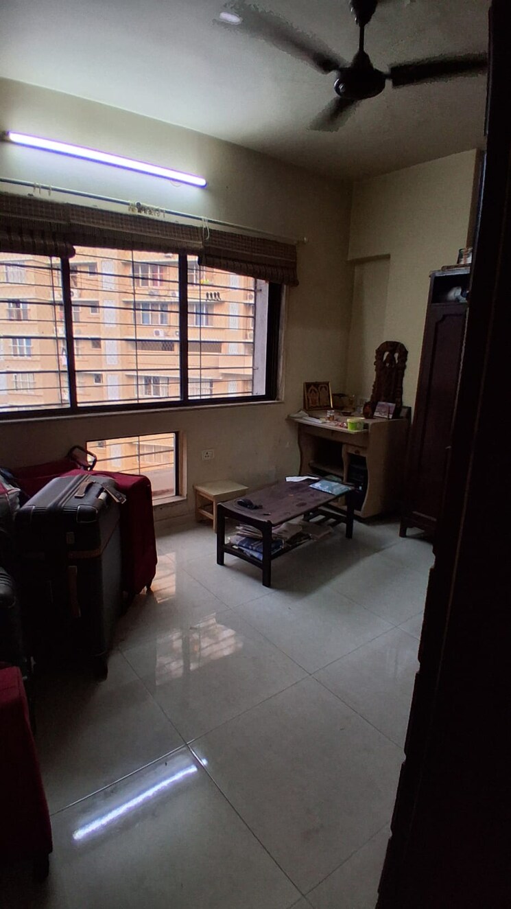 Living Room, shah-arcade-ii 1 Bedroom 450 Sq.Ft. Apartment In Malad East Mumbai 9813015