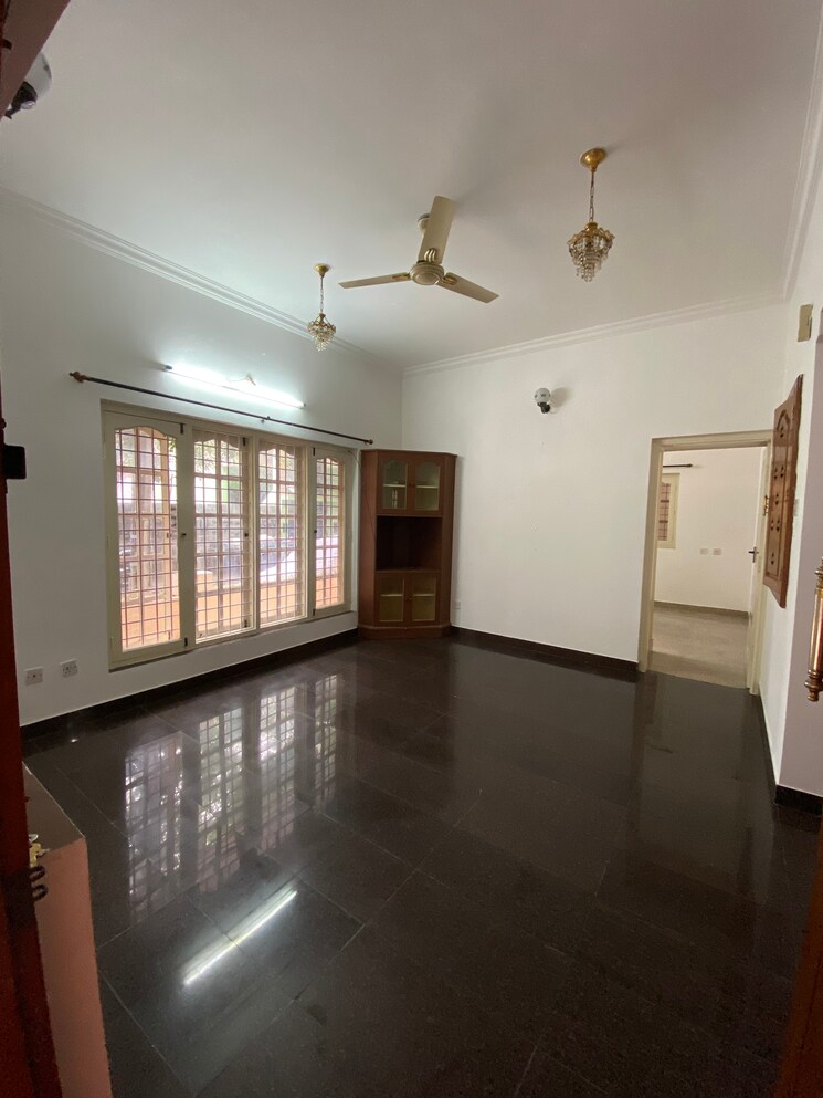 Room, kanaka nagar 2 Bedroom 1200 Sq.Ft. Builder Floor In Kanaka Nagar Bangalore 9813039