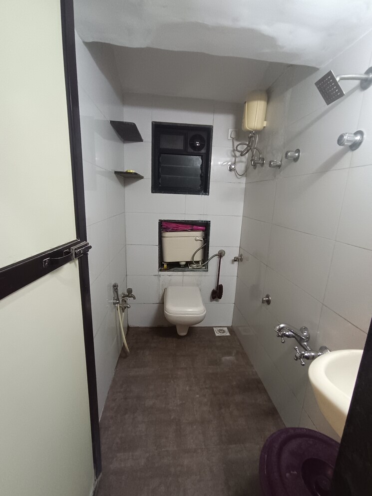 Cover Image, bindra-complex 1 RK 225 Sq.Ft. Apartment In Andheri East Mumbai 9813096