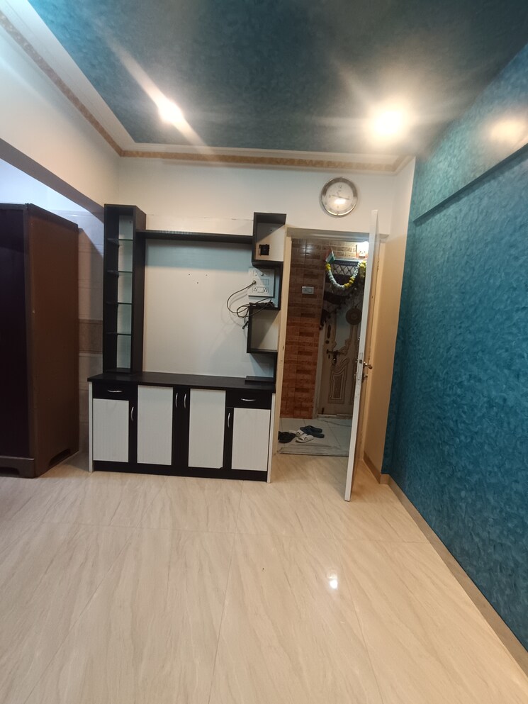 Room, bindra-complex 1 RK 225 Sq.Ft. Apartment In Andheri East Mumbai 9813096