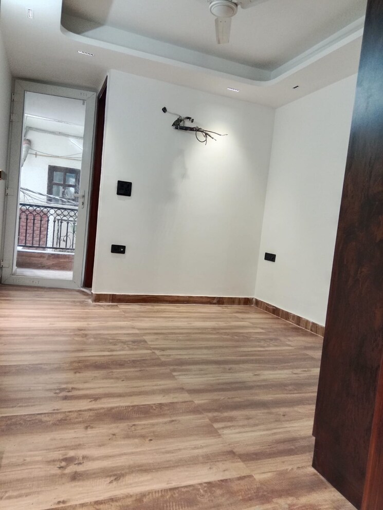 Room, neb sarai 2 Bedroom 900 Sq.Ft. Builder Floor In Neb Sarai Delhi 9813100