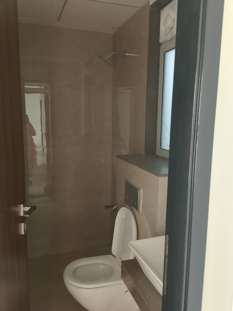 Bathroom, piramal-revanta 2 Bedroom 572 Sq.Ft. Apartment In Mulund West Mumbai 9813244